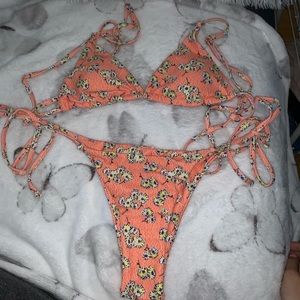 ISO these ZAFUL bikinis!!